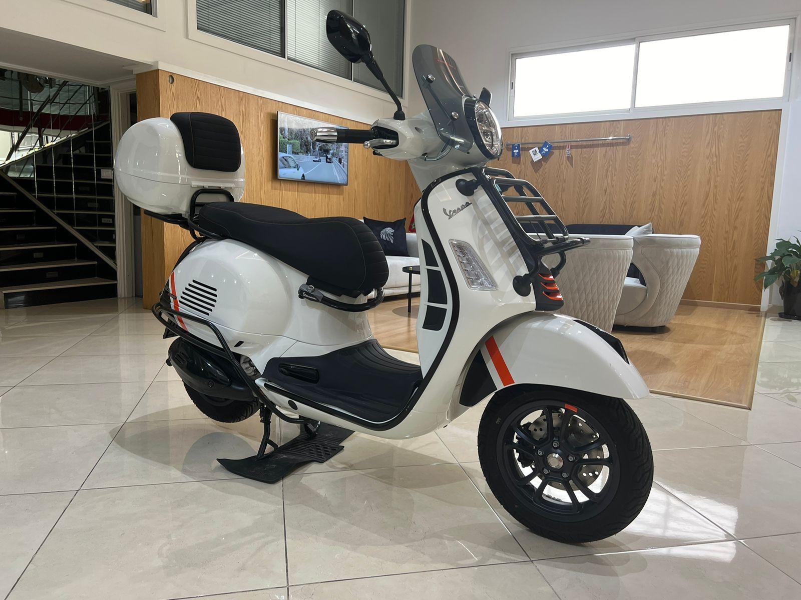 PIAGGIO VESPA GTS 300