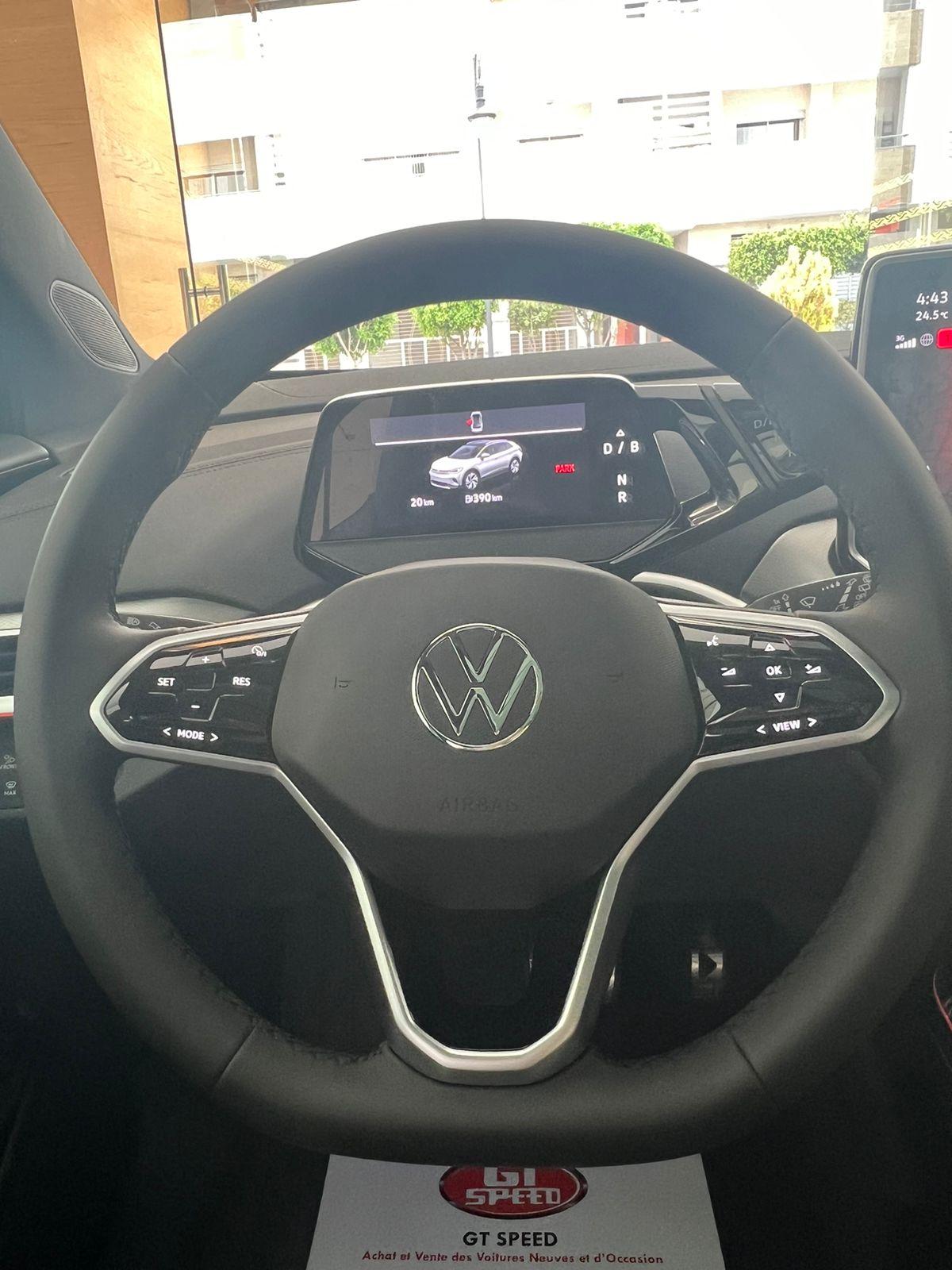 VW CROZZ