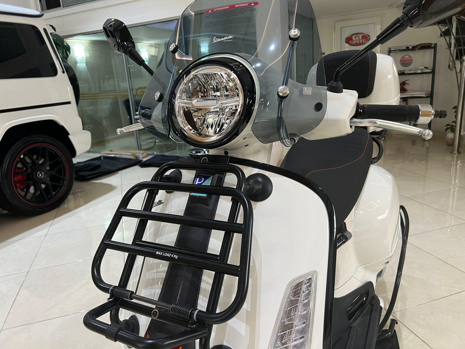 PIAGGIO VESPA GTS 300
